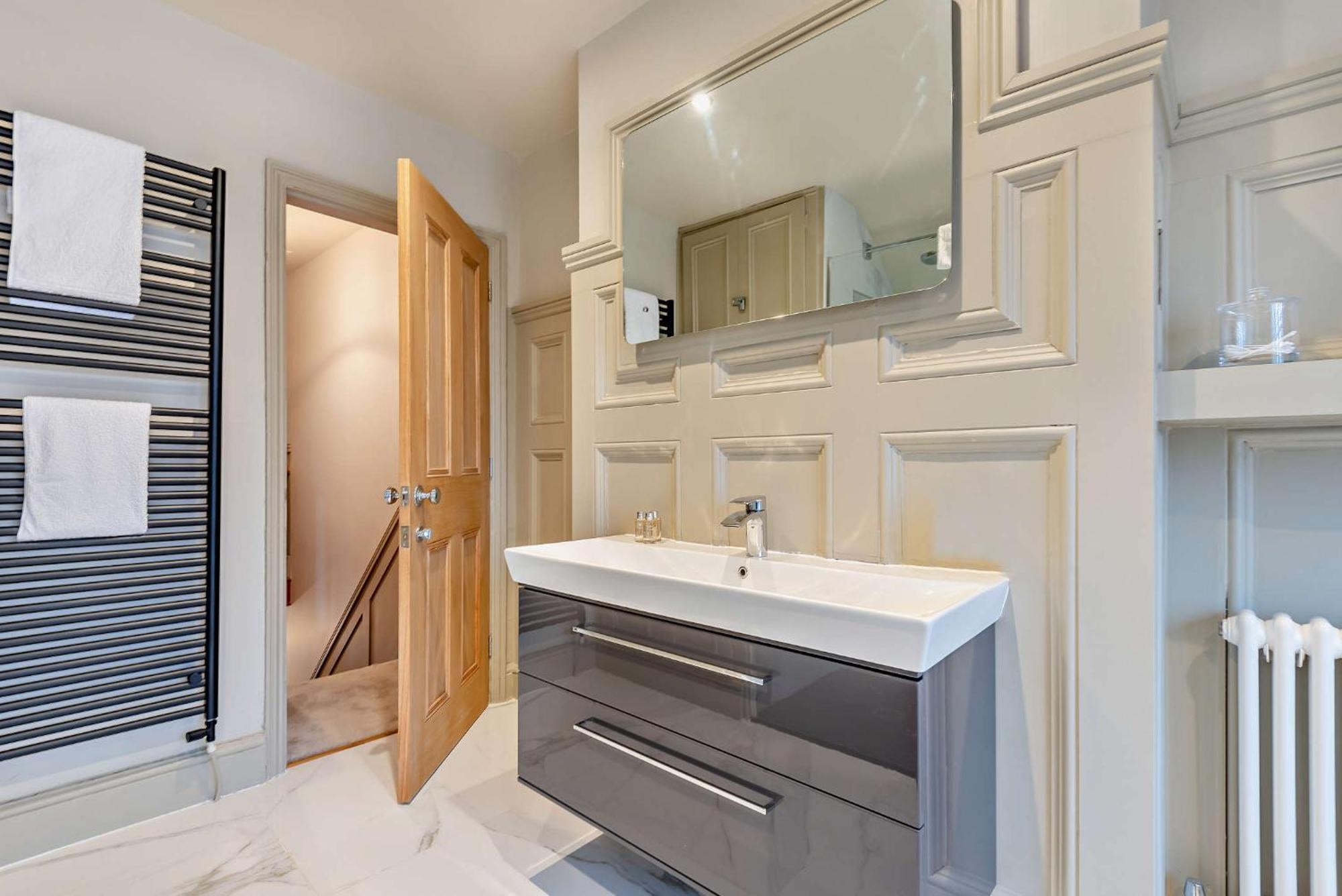 Shrewsbury Townhouse - Free Parkingヴィラ エクステリア 写真